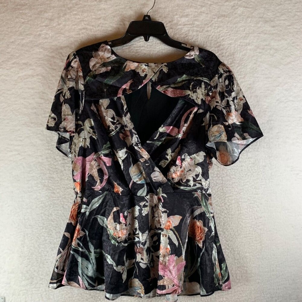 City Chic‎ Women's Flutter Sleeve Multicolor Floral Wrap Blouse Top Size M 9252